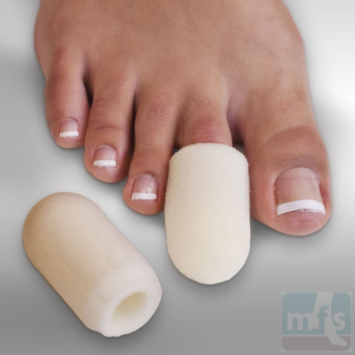 Toe caps, bandages, sleeves