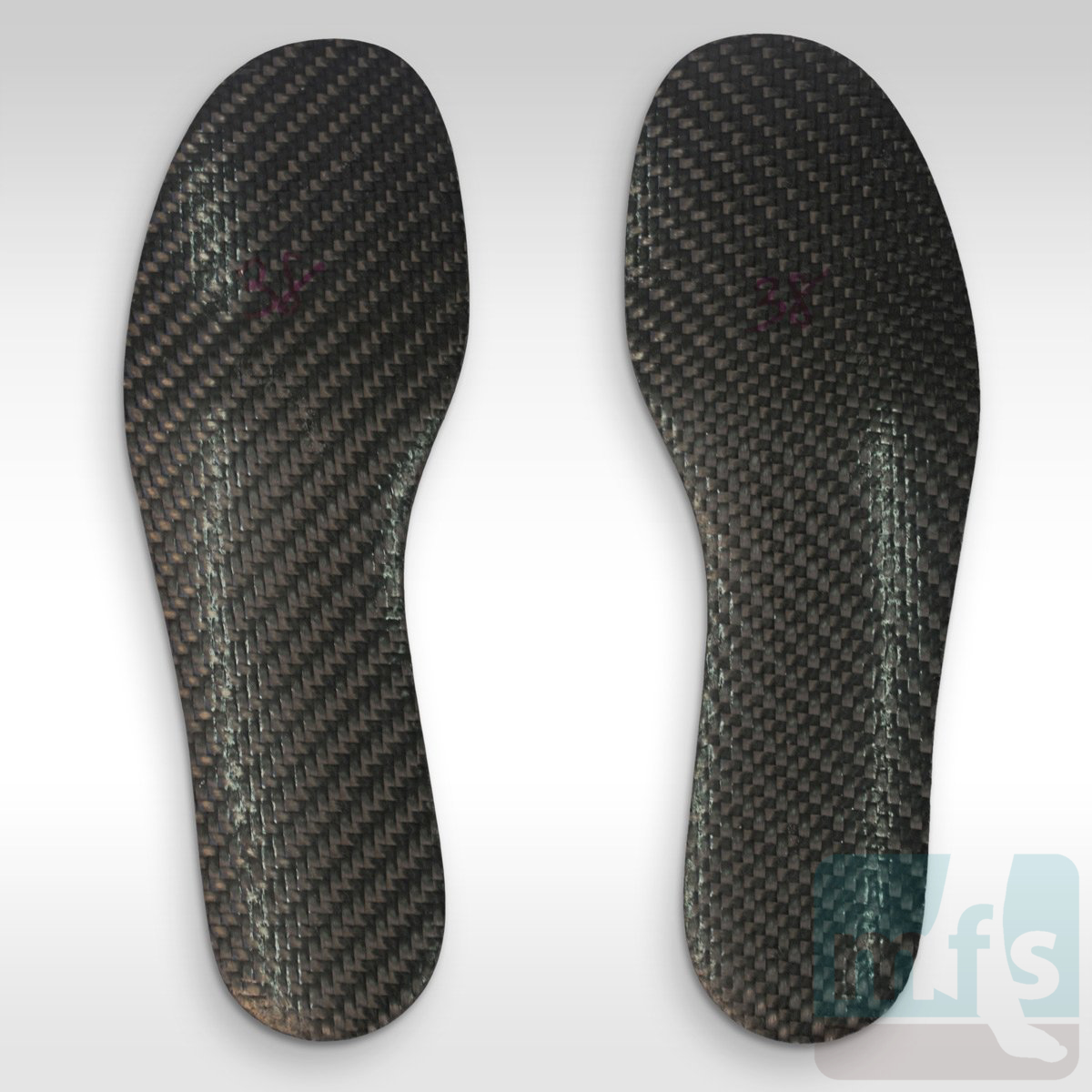 XAT Carbon Fiber Spring Plate Graphite Insoles